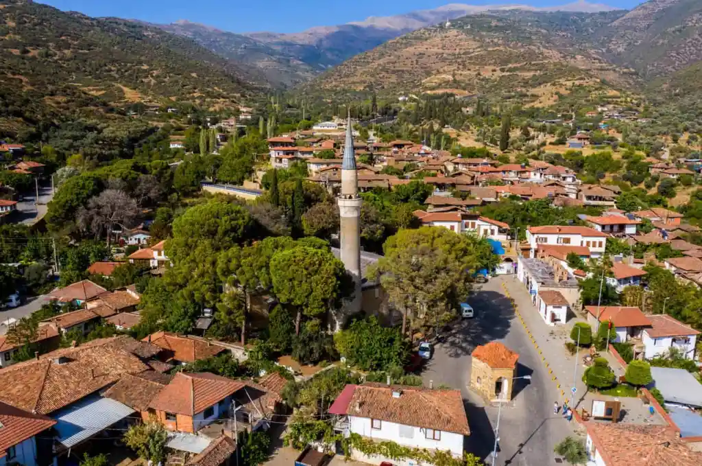 Türkiyənin Ən yaxşı Turizm kəndi: Birgi Yaşıl Gələcəyə addımlayır